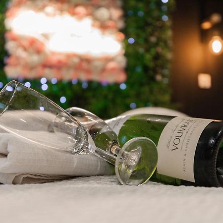 L'Experience Love Room Saint-Jean-Bonnefonds 外观 照片